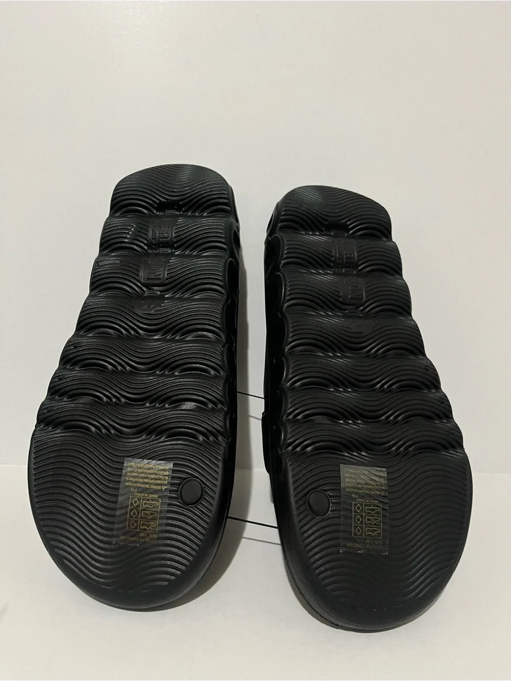 True Religion Tupac Molded Men’s Black Slide Sandals